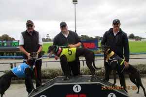 R6.Group Papa Kiwi