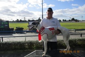 R8 Opawa Randy R8 Opawa Randy