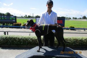 R10 Opawa Stacy R10 Opawa Stacy