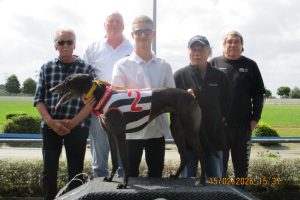 R8 Hunter Lou R8 Hunter Lou